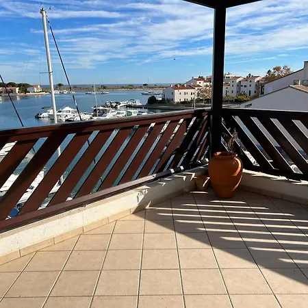 Apartment Tres Bel 4 Pieces En Duplex Face Marinas *