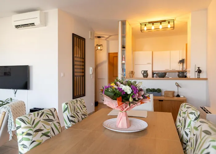 דירה Tres Bel 4 Pieces En Duplex Face Marinas